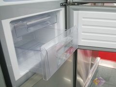 海信新品三門(mén)冰箱 國(guó)美直降1000元